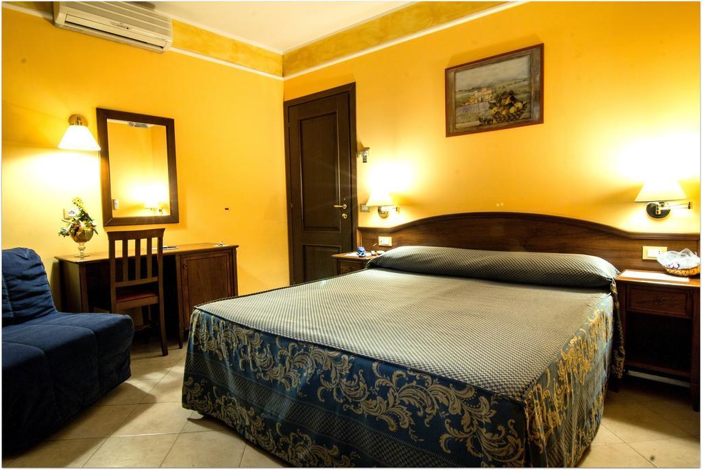 B&B Degli Amici ชัมปีโน ห้อง รูปภาพ